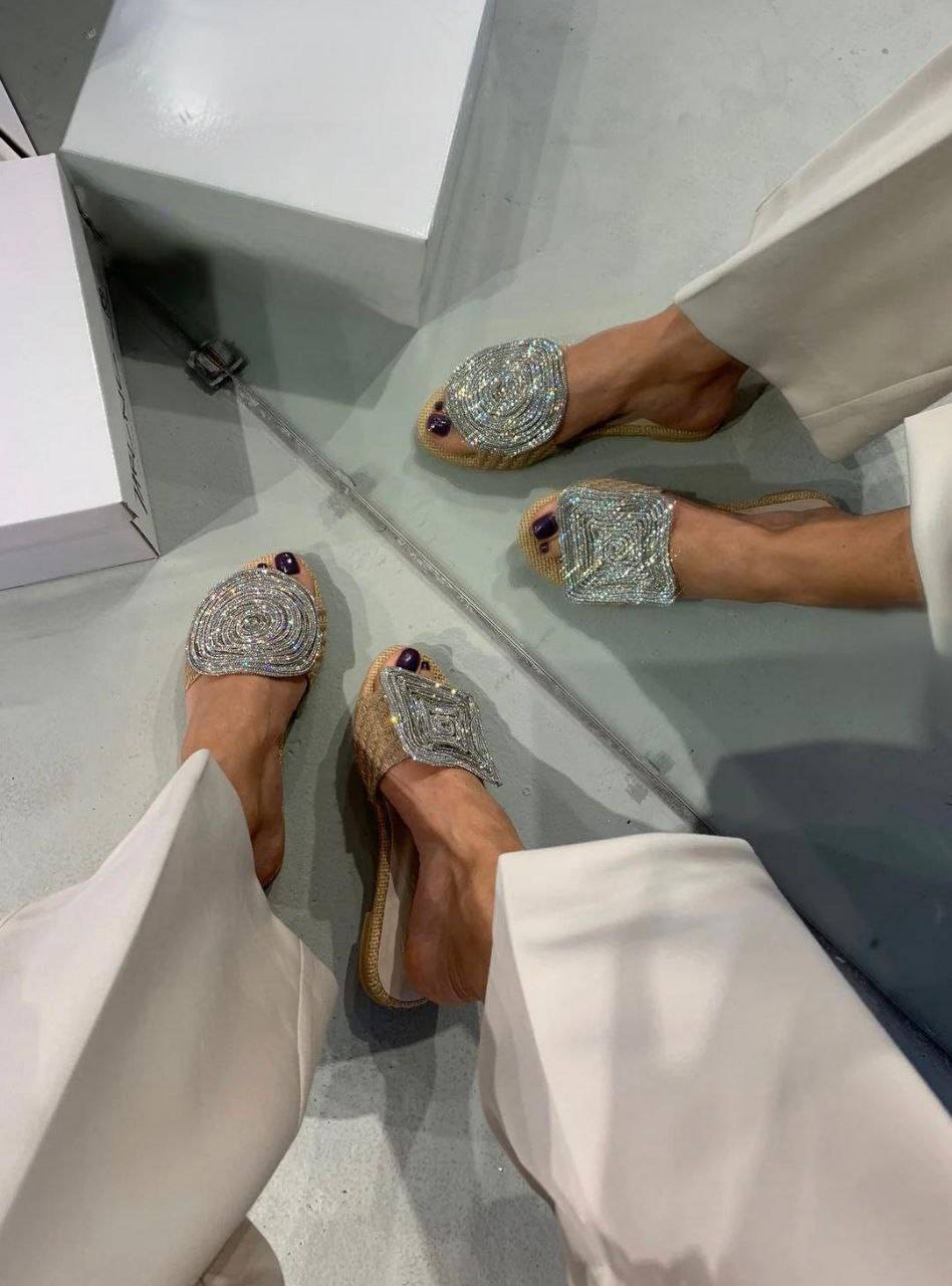 TRUVA CRYSTAL SLIPPERS 2 TRUVA CRYSTAL SLIPPERS - Image 2