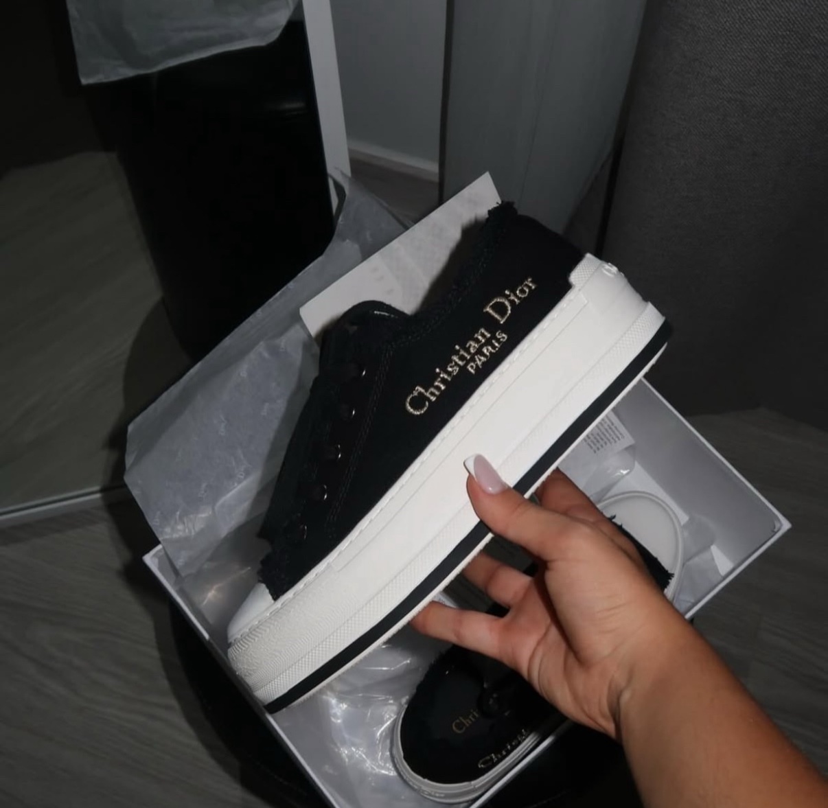 Walk’n’ Logo Platform Sneaker – Black 2 Walk’n’ Logo Platform Sneaker – Black - Image 2