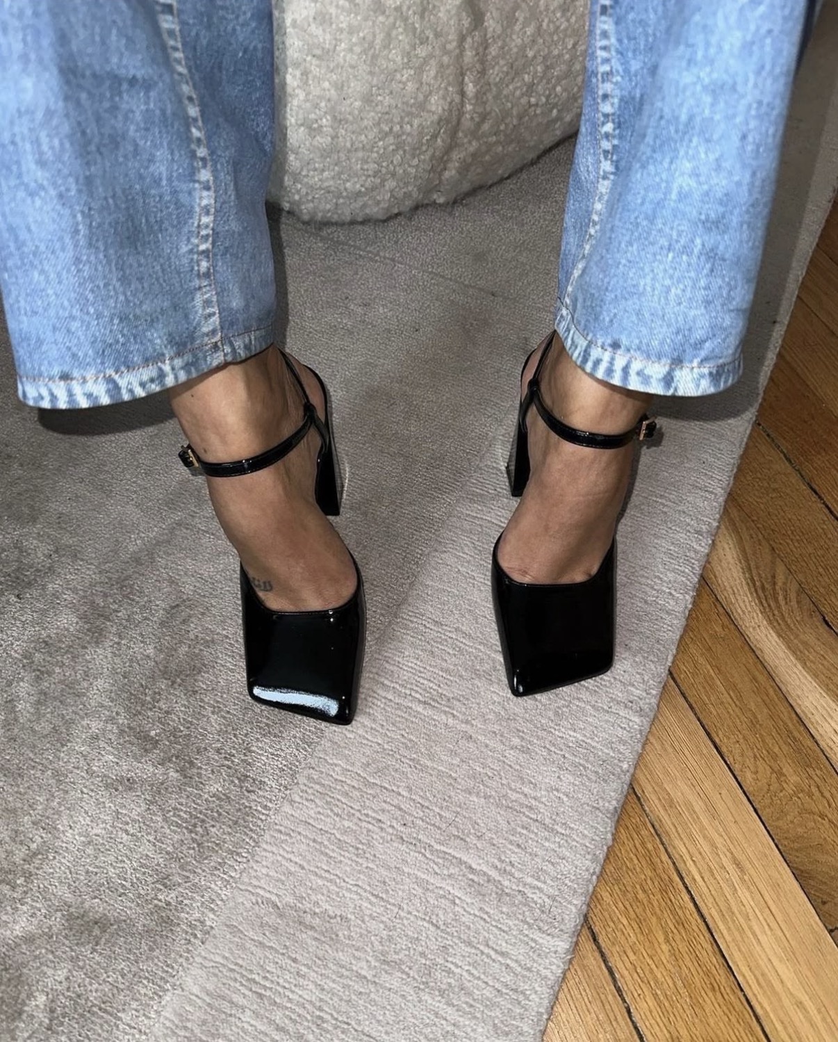 Home EN 4 KYLA Gloss Slingback Heels