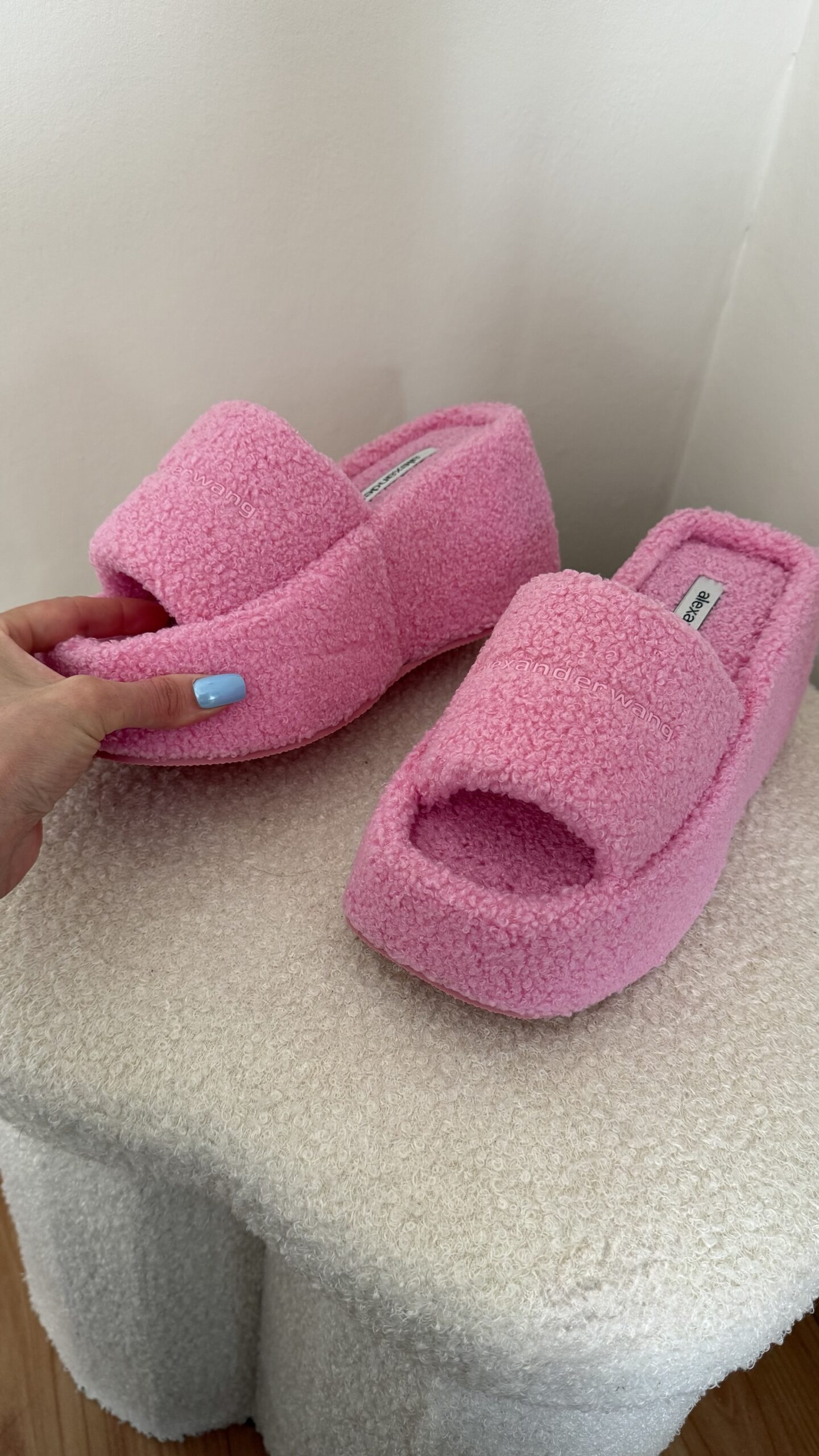 Home EN 4 Platform Teddy Flats In Pink
